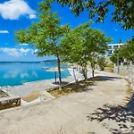 4 By Interhome Maslenica