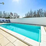 4 By Interhome