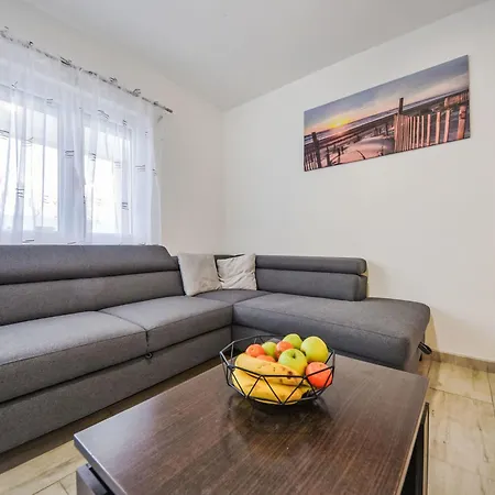 4 By Interhome شقة ماسلينتسا