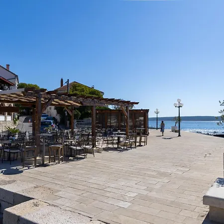 4 By Interhome ماسلينتسا