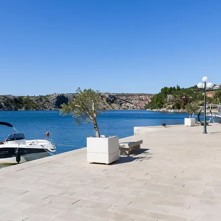 Διαμέρισμα 4 By Interhome Maslenica