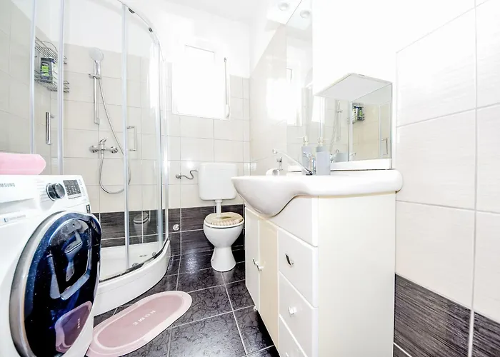 4 By Interhome Apartman