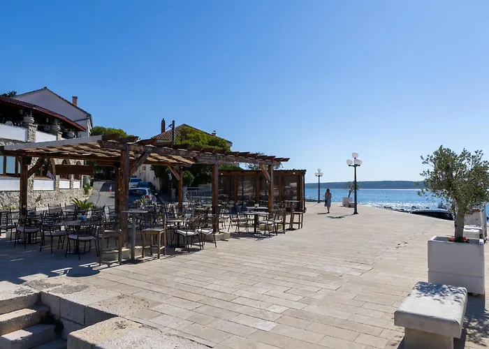 4 By Interhome Maslenica